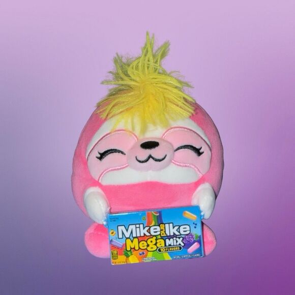 Snackles Mystery Plush Squishy Comfort Plush with Licensed Mike N Ike P9 - Picture 4 of 8